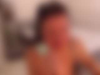 Live cam show with LauraRuth - Toys Middle Aged on hotwifechat.live