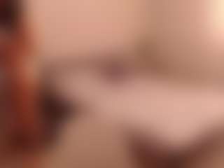 Live cam show with LauraRuth - Asshole Brown Hair on Fling VIP Chat