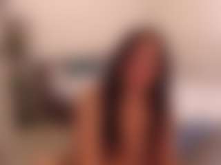 Live cam show with LauraRuth - Bikini on live.xbliss.ai