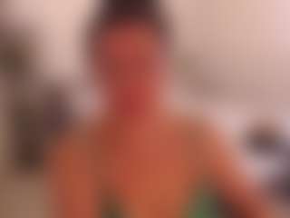 Live cam show with LauraRuth - Petite on Camiplay Live