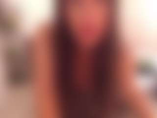 Live cam show with LauraRuth - Lush MILF on Camiplay Live