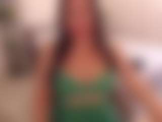 Live cam show with LauraRuth - Foot Fetish Brown Hair on Camsoda