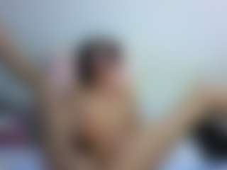 Genuine Woman MILF webcam performer live streaming