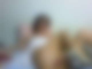Genuine Woman MILF webcam performer live streaming