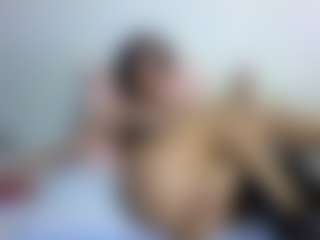 Genuine Woman MILF webcam performer live streaming