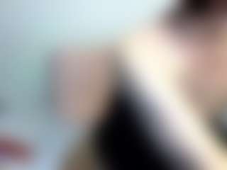 Live cam show with Genuine Woman - Middle Aged on CamClone