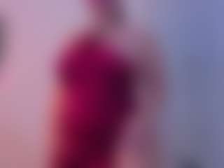 sussy MILF webcam performer live streaming