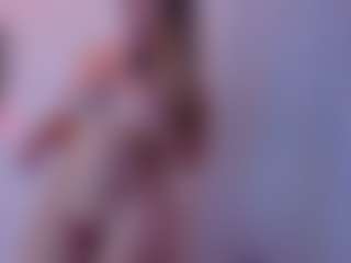sussy MILF webcam performer live streaming