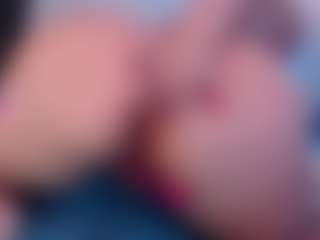 Live cam show with sussy - Tease Red Hair on Camsoda