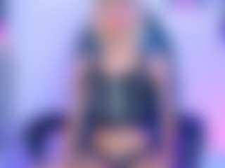Live cam show with SussanQueen - Facial on Camsoda