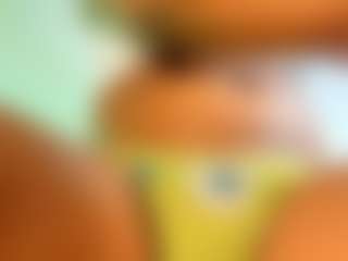 HotLittleBittch's Live Sex Cam Show