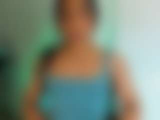 HotLittleBittch's Live Sex Cam Show