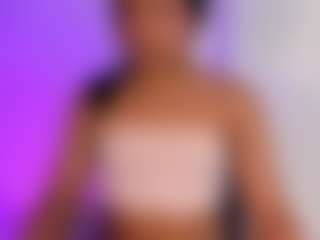 Live cam show with HotLittleBittch - Gape on AdultVida.com
