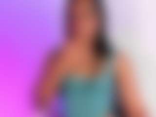 Live cam show with HotLittleBittch - Colombia on StripNow