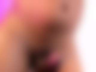 HotLittleBittch's Live Sex Cam Show