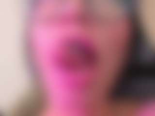 Live cam show with Alice-rausing - Squirt on Fit Hotties