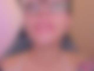 Live cam show with Alice-rausing - Facial on SxyPornLive