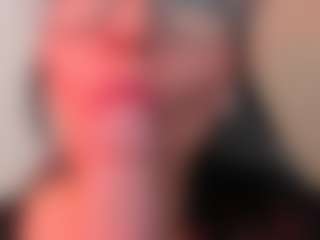 Live cam show with Alice-rausing - Facial on Camsoda