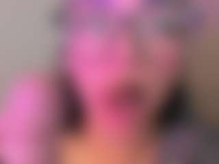 Live cam show with Alice-rausing - Pov on CamClone