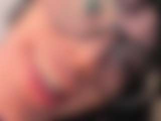 Live cam show with Alice-rausing - Tongue on Camsoda