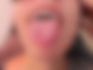 Live cam show with Alice-rausing - Amateur on Camsoda