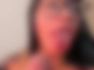 Live cam show with Alice-rausing - Squirt on CamwithHer
