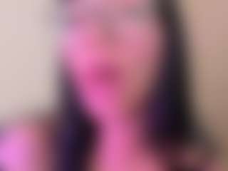 Live cam show with Alice-rausing - Slave on SxyPornLive
