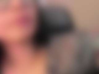 Live cam show with Alice-rausing - Facial on Camsoda