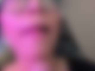 Live cam show with Alice-rausing - Facial Piercings on studioflirtlive.com