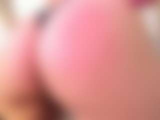 Live cam show with Alice-rausing - Tongue on Camsoda