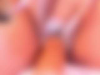 Live cam show with shayna_manson_ - Bedroom on Camsoda