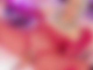 Live cam show with shayna_manson_ - Strip MILF on Camsoda Late Night