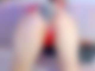 Live cam show with isabelle-adjanii - Glasses on eurowanks.com