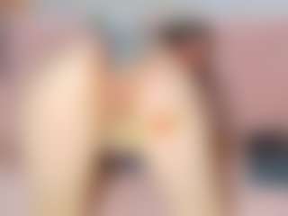 isabelle-adjanii's Live Sex Cam Show