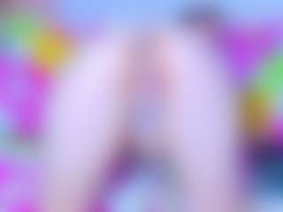 Live cam show with isabelle-adjanii - Glasses on crypto-cams