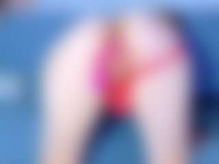 isabelle-adjanii's Live Sex Cam Show