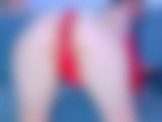 isabelle-adjanii's Live Sex Cam Show