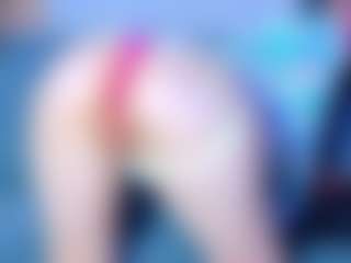 isabelle-adjanii's Live Sex Cam Show