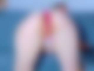 isabelle-adjanii's Live Sex Cam Show