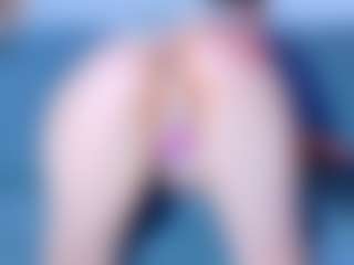 isabelle-adjanii's Live Sex Cam Show