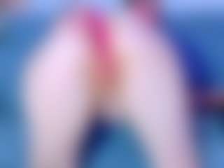 isabelle-adjanii's Live Sex Cam Show