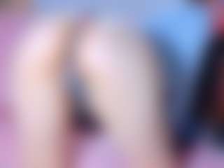 isabelle-adjanii's Live Sex Cam Show