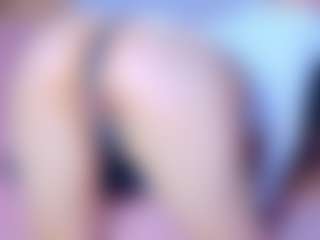 isabelle-adjanii's Live Sex Cam Show
