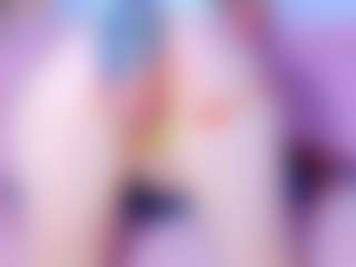isabelle-adjanii's Live Sex Cam Show