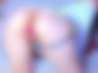 isabelle-adjanii's Live Sex Cam Show