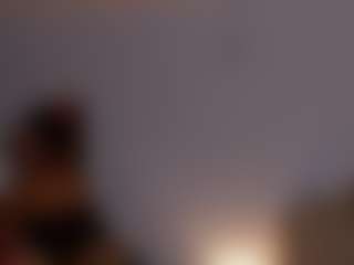 little-tequilla3's Live Sex Cam Show