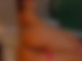 little-tequilla3's Live Sex Cam Show