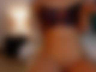 little-tequilla3's Live Sex Cam Show