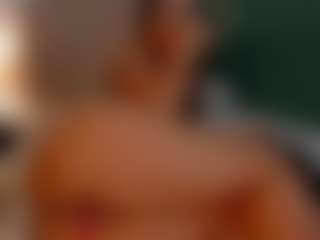 little-tequilla3's Live Sex Cam Show