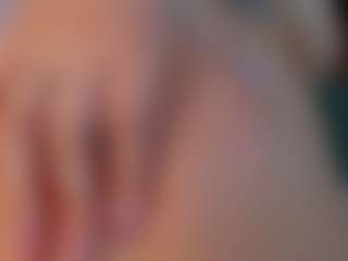 little-tequilla3's Live Sex Cam Show